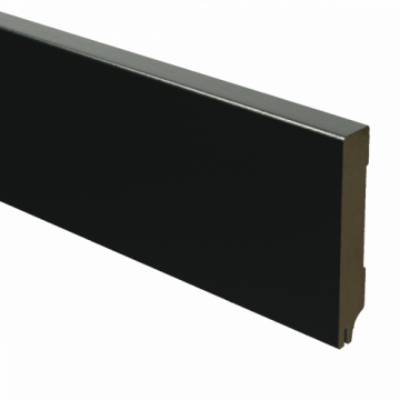 Vochtwerende MDF plint Modern 15x90mm Gelakt Zwart RAL9005 (Incl. geluid reducerende uitsparing) - 16343