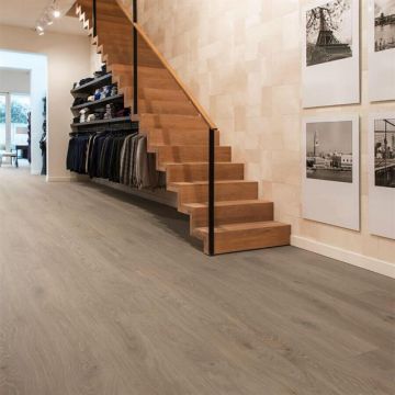 COREtec Essentials 1500 Boston Oak LVR 1978 WPC Rigid Core Click PVC met 10dB vaste ondervloer - Incl. GRATIS plinten*