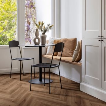 Moduleo LayRed Blackjack Oak 24844 Visgraat Rigid Core Click PVC Incl. geïntegreerde 10dB ondervloer + GRATIS PLINTEN*