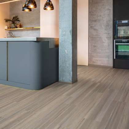 COREtec Click PVC SurPlus Industry Oak 94 RLV 3794 main product photo