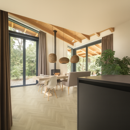 Hebeta Montinique Rigid Click PVC Charente Visgraat XL Naturel licht bruin Incl. vaste ondervloer 57747 main product photo
